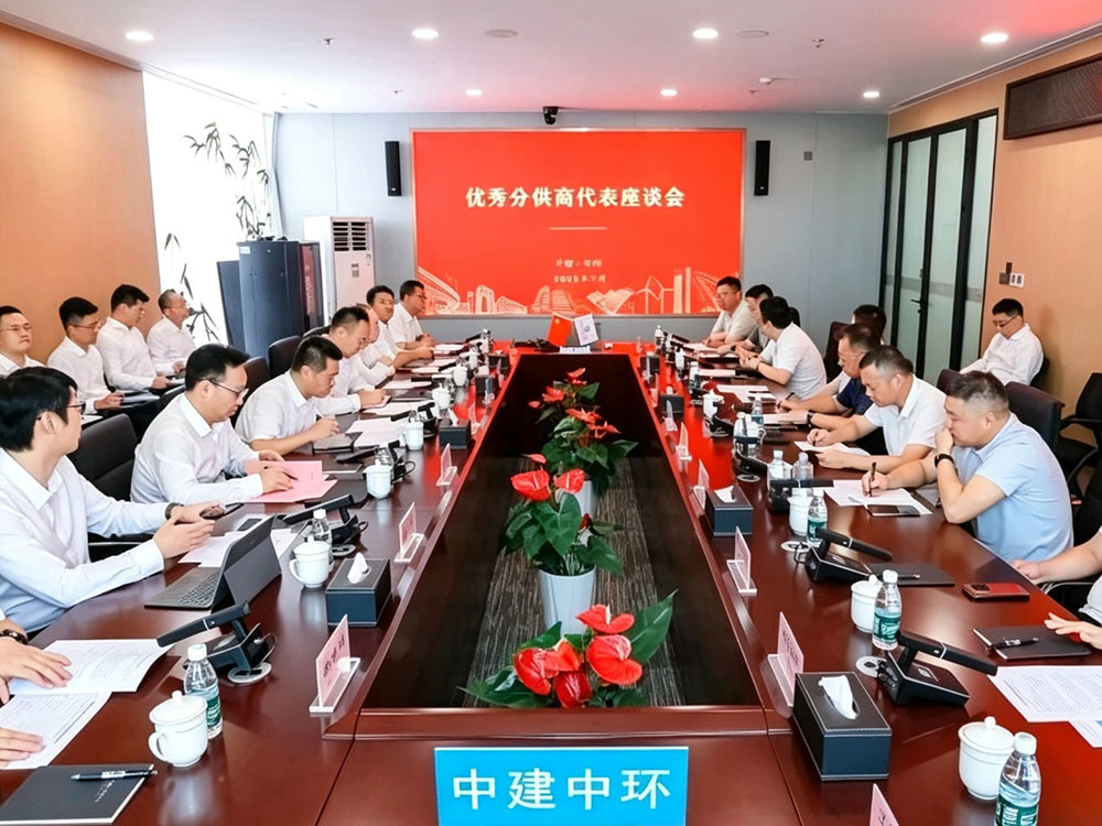 喜报丨深圳市粤润通吊装运输有限公司荣获中建中环 "攻坚克难奖"，签署党建联建共建协议